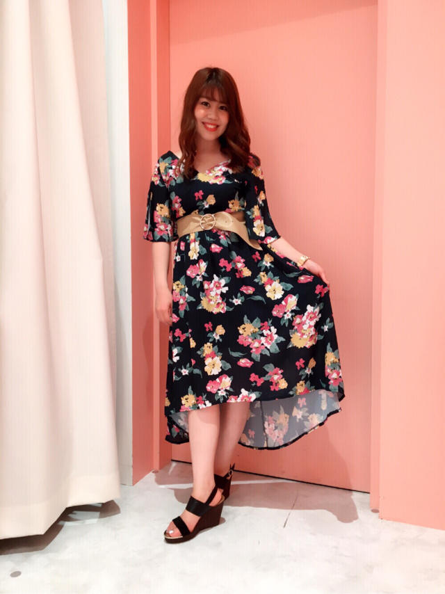 新作♡花柄ワンピース♡risa