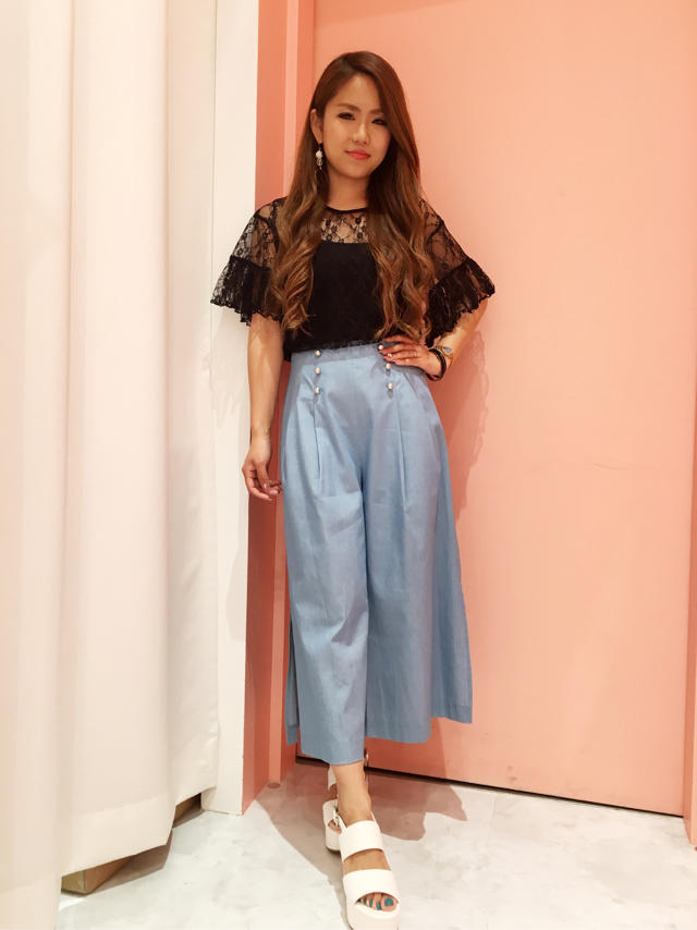 再入荷♡キャミ付きレース袖フリルトップス♡本日からルックブック配布♡