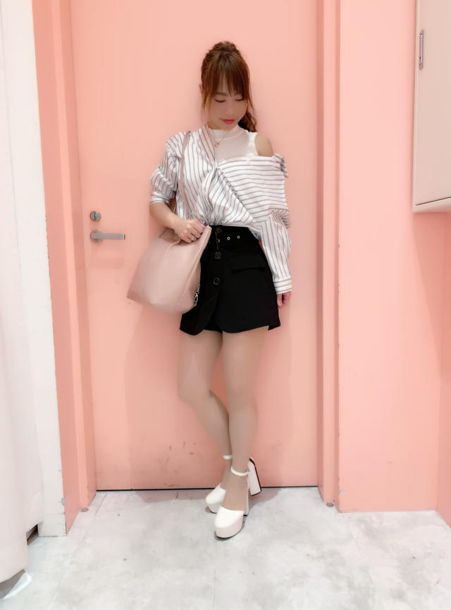 【大人気ブラウス】