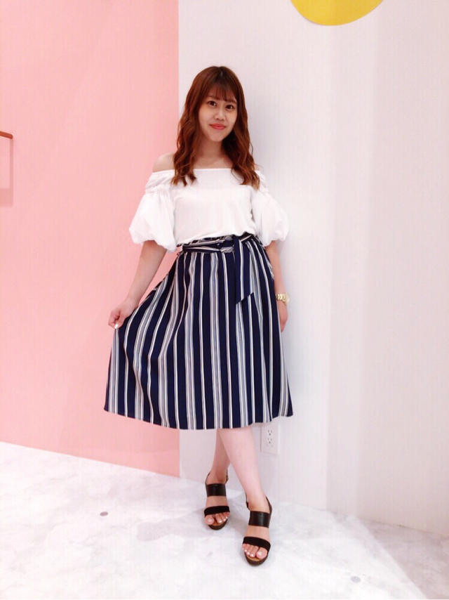 ボリュームスリーブオフショルトップス♡ひまわり畑…♡risa