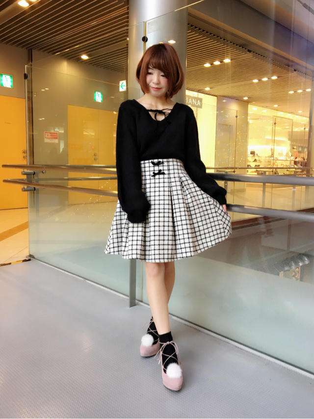 HEP♡モノトーンでお上品なコーデ⋆｡˚✩