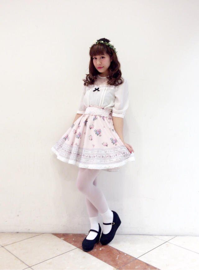 HEP♡pink×whiteでお嬢様コーデ✩！