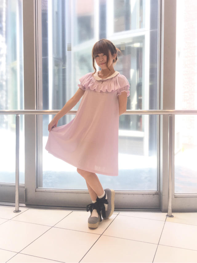 HEP♡フロントクロスくりぬきAラインカットOPコーデ:+.ﾟ.+: