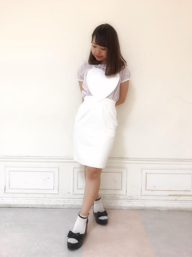 近鉄パッセ店▷Coordinate ♡ハートモチーフタイトスカートでキレイめコーデ︎︎☺︎♡