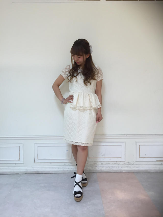 【近鉄パッセ店】上品なペプラムタイトcode♪上下で着ると可愛さMAXです(///ˊㅿˋ///)