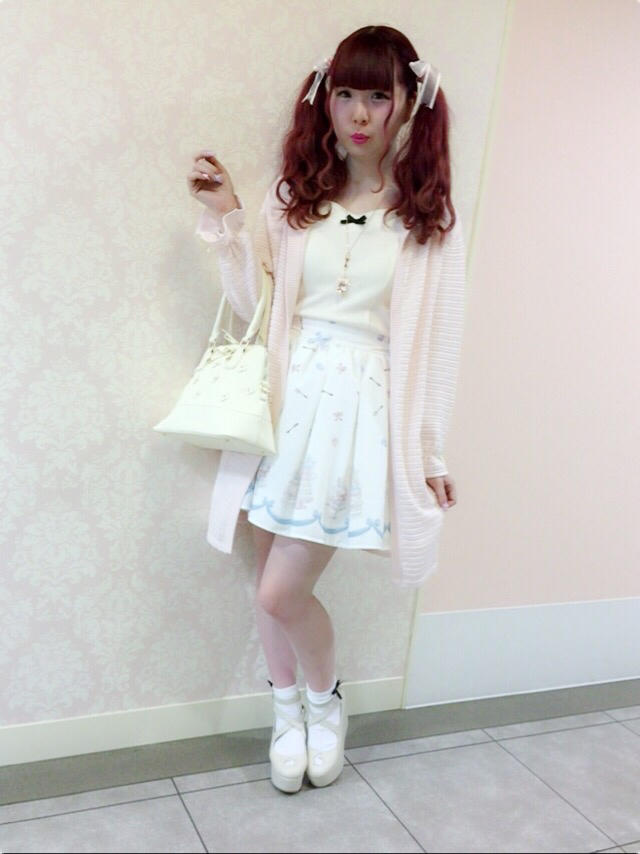 pink×whiteコーデᕱ⑅ᕱ♪♪