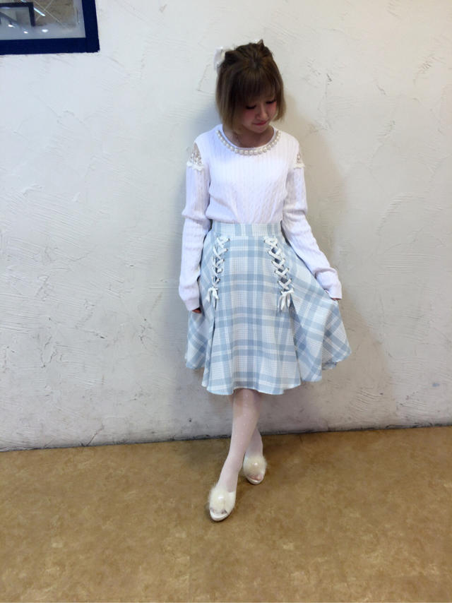 white×blueコーデ♡♡スピンドルフレアスカート♡