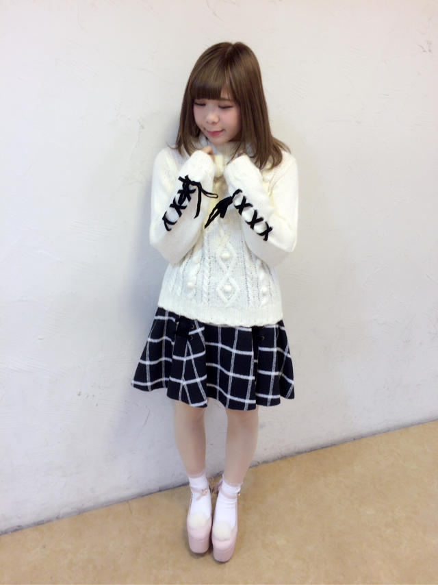 ❥❥ ニットであったかコーデ .