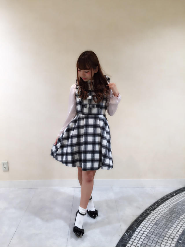 siori♡サテンブラウス着回しCode♪大人気チェックOP( ´͈ ॢꇴ `͈ॢ)･*♡