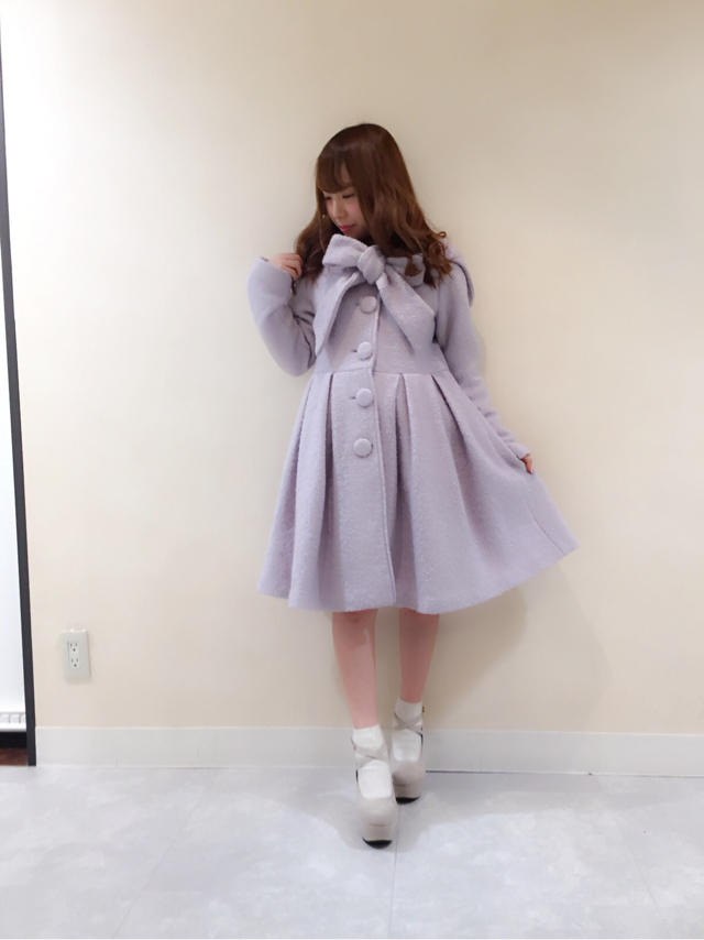 ayaka♡寒い雪の降る時期にオススメ！暖かブークレーコート