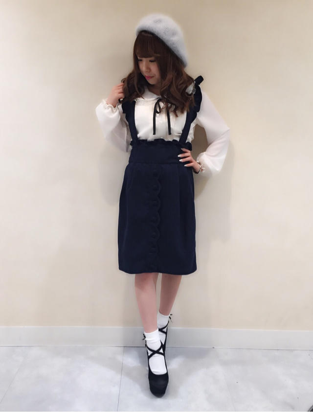 ayaka♡♡ハイウエストペンシルSK×チュール襟BLでコーディネート