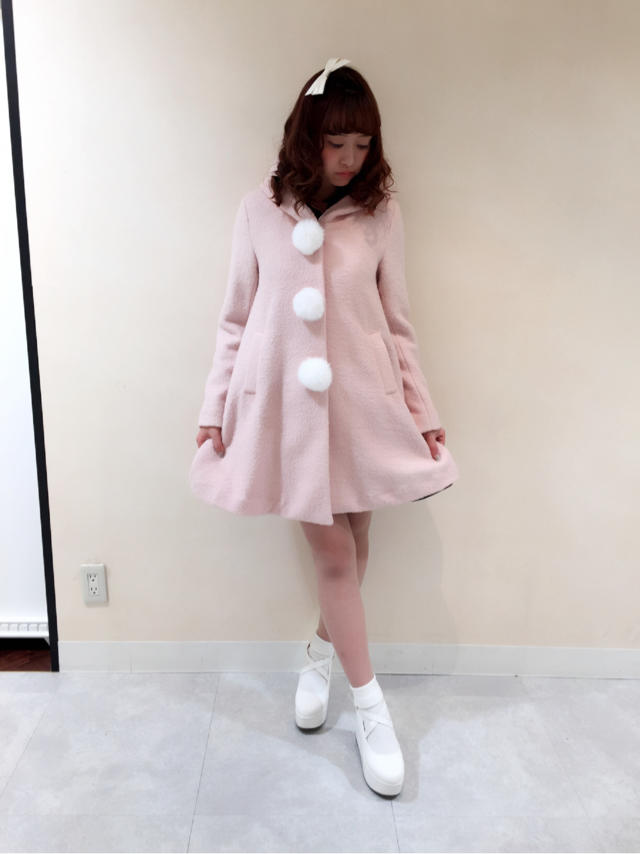 yui♡オススメポンポンコート♪♪何回見ても可愛いです(*´ω｀*)