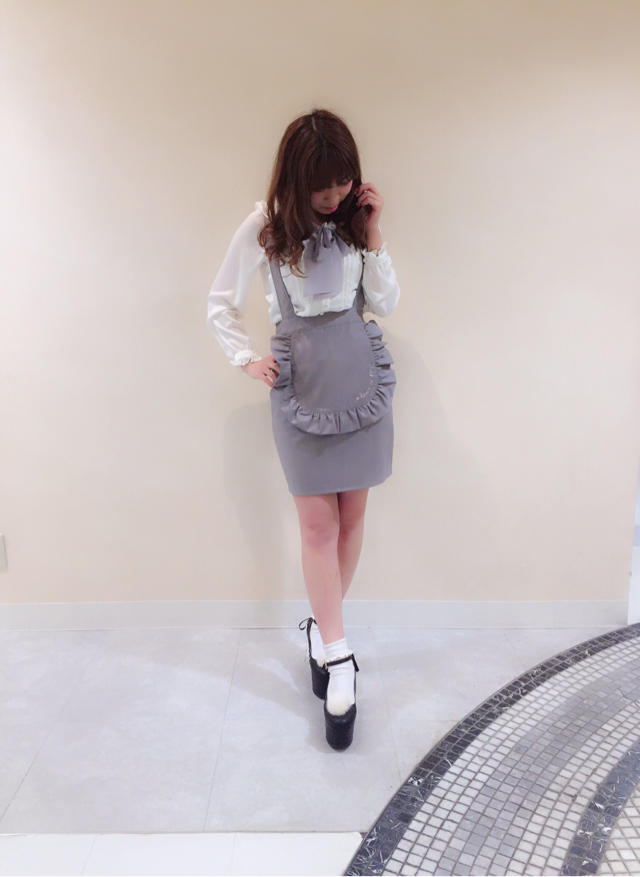 タイトシルエットで大人Code\(//∇//)\