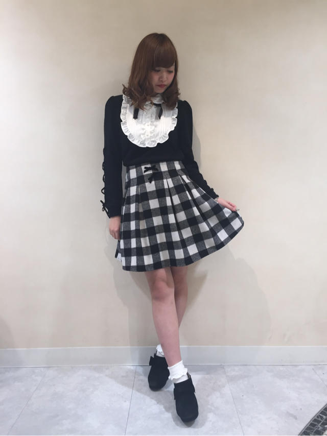 yui♡フリルトップスCode(✿´꒳`)ﾉ°+.*