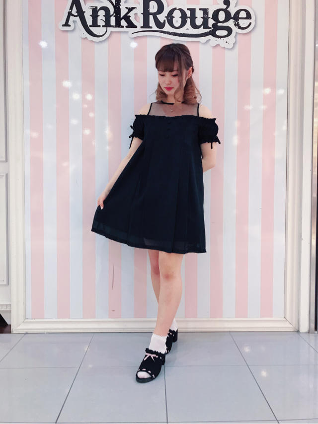 札幌パセオ♡ デコルテの透け感が涼しげなタックワンピstyle♪♪