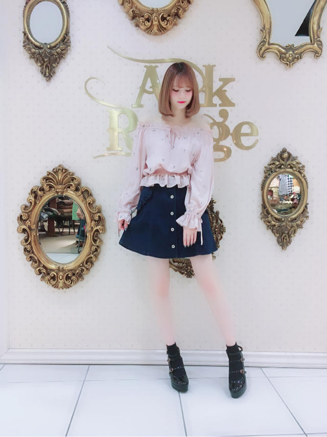 札幌パセオ♡ローズ刺繍ブラウスで春のガーリースタイル♪