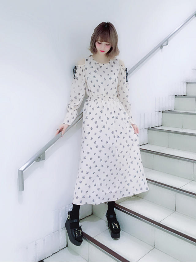 札幌パセオ♡レトロフラワープリントマキシOP♡