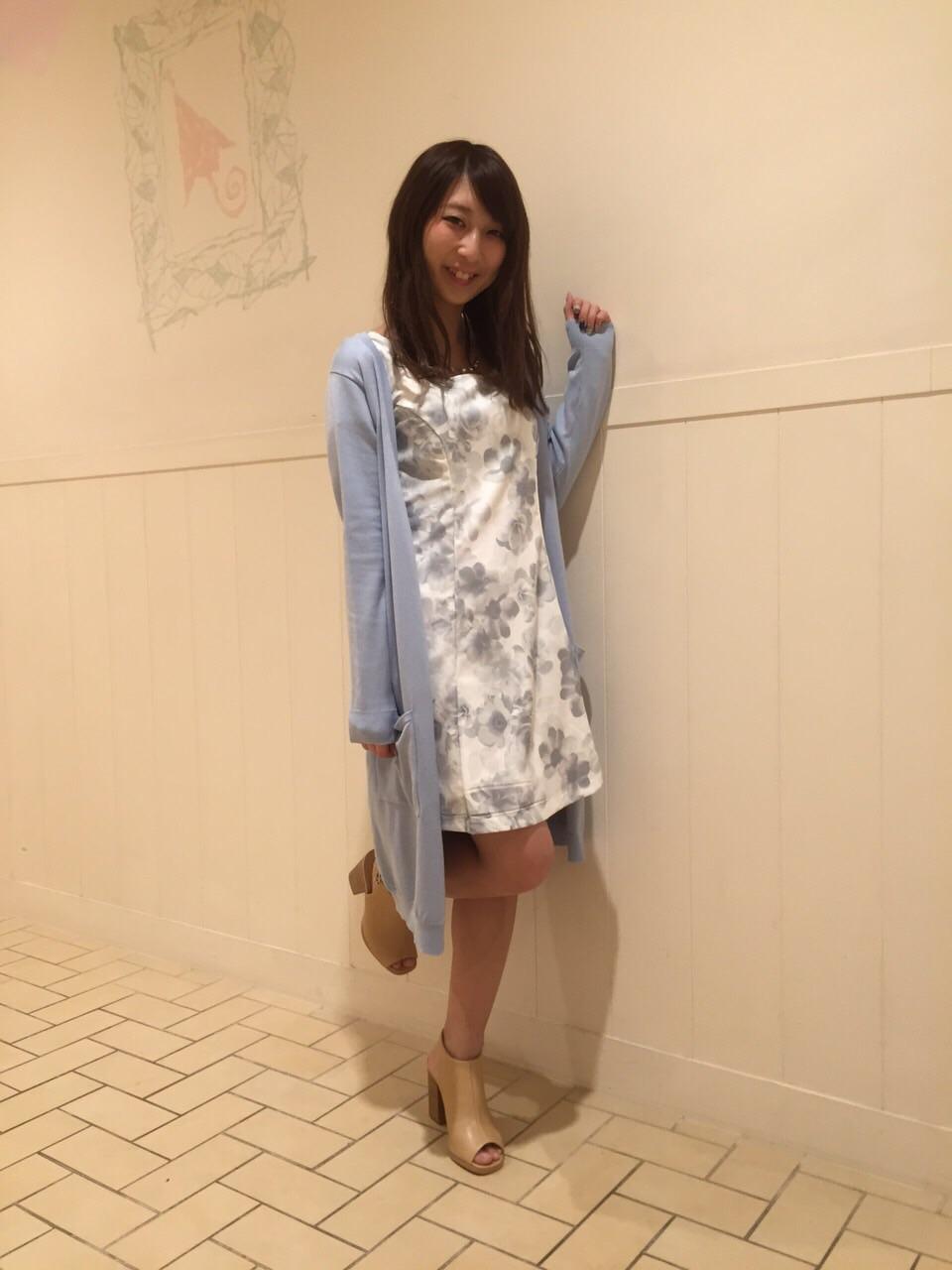 今期注目っ★ブルーカーデ×ぼかし花柄OPコーデ＾＾♪
