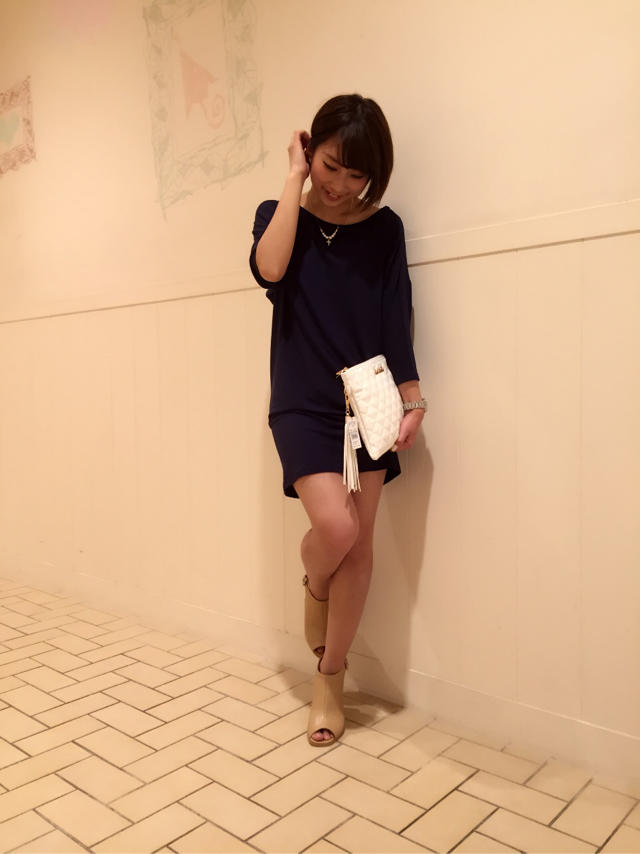 デコルテ見せ♡セクシーコーデ