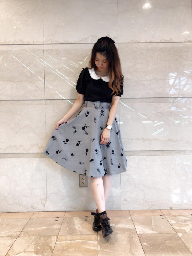 \♥︎/池袋店:本日の新作！バラのフロッキーで大人style✧