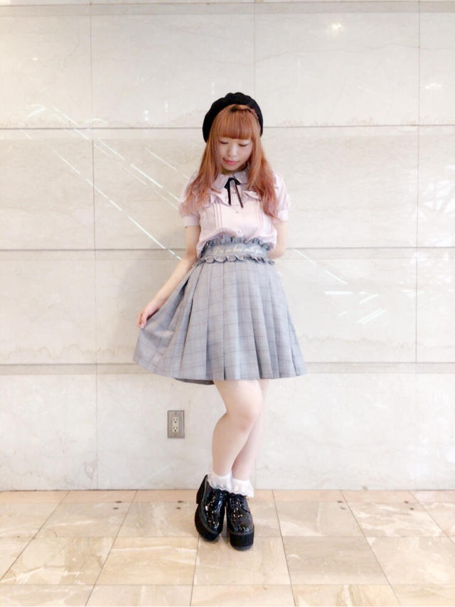 \♥︎/池袋店: pink × grayのsweetなプレッピーstyle♡