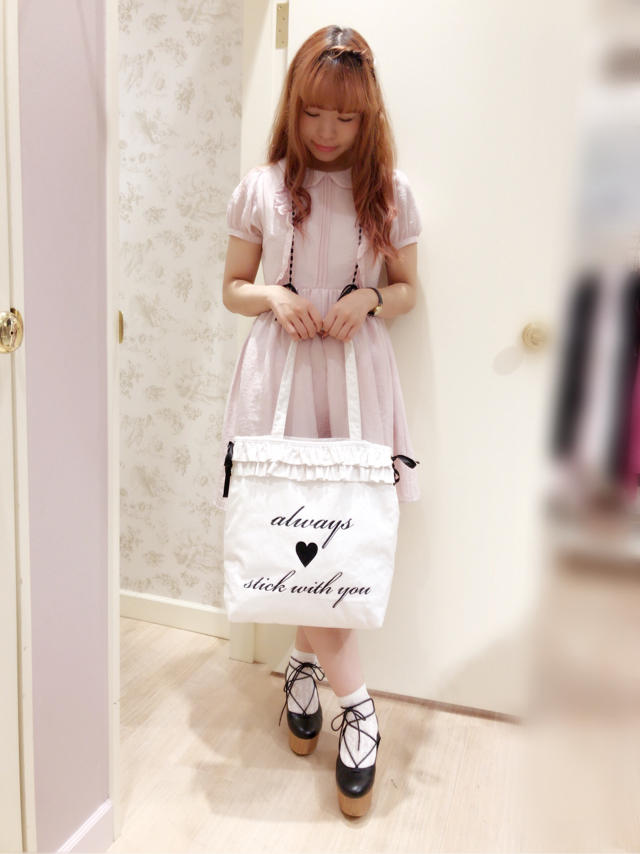 \♥︎/池袋店: フリルやリボンが可愛い♡ドーリーコーデ♡
