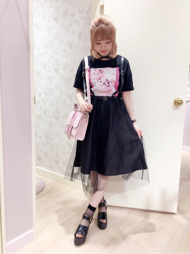 \♥︎/池袋店: Black×Pinkの甘すぎないcasual style♡