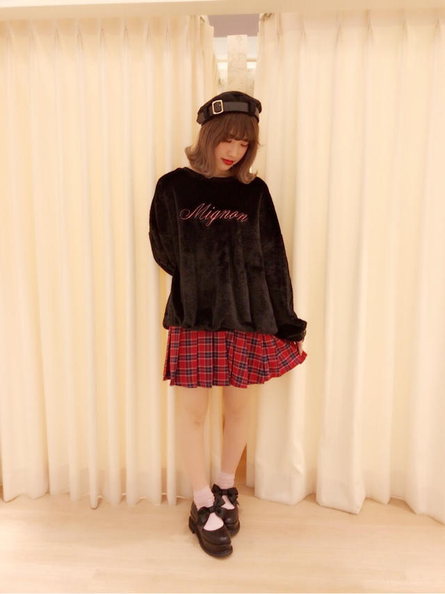 仙台店☆ふわふわの手触りと赤チェックがPoint♡カジュアルコーデ♡