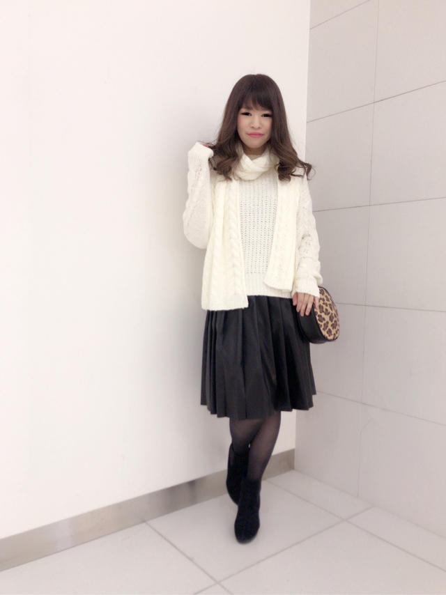 1900円のプチプラニット♡ゆき