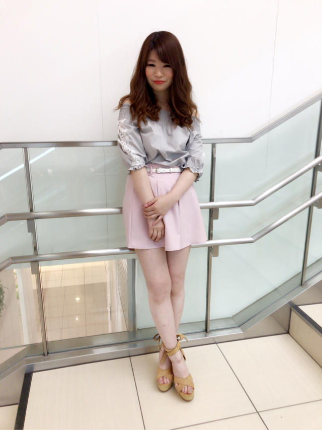 オフショルで可愛いトップス♡ゆき