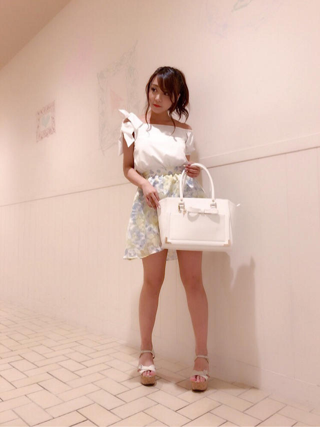 フェミニンスタイルで柔らかcode♡あんな