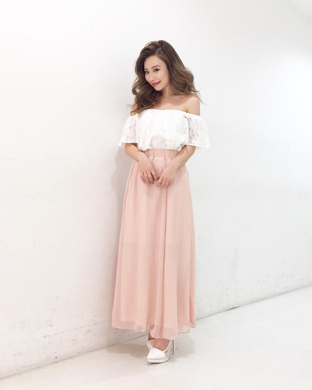 レースオフショルトップス♡ON.OFF着回しコーデ♡めぐ