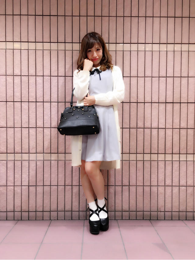 Mikako♡大人可愛い！フリル袖ストライプOPコーデ♡プチ旅行に行ってきました♬