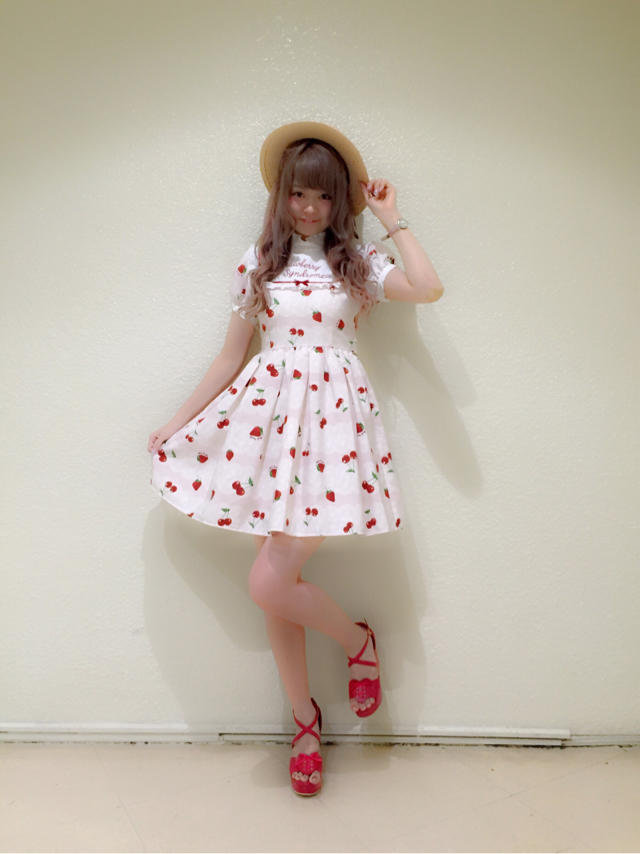 chigusa♡チェリーベリーワンピースで♡とびきりsweet‥♡お人形さんStyle♡