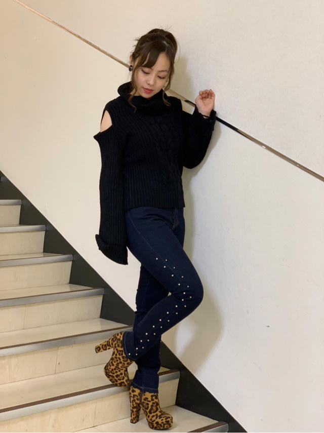 肩あきオフタートルニット♡あや