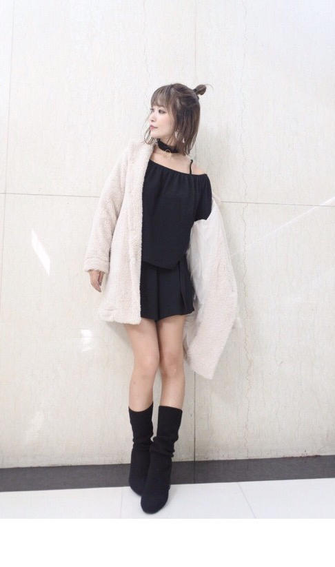 ボアパーカーでゆるコーデ♡木戸♡グアムでの写真