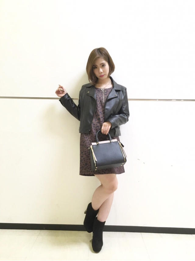 大人綺麗めワンピ♥ともちん