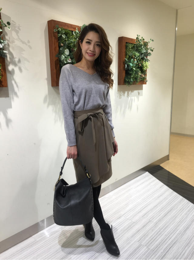 GOOD PRICE♡バックレースでチラ見せ♪
