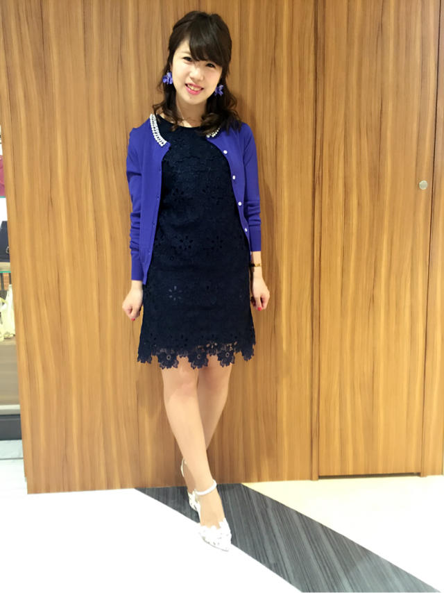 タイトなレースワンピ☆