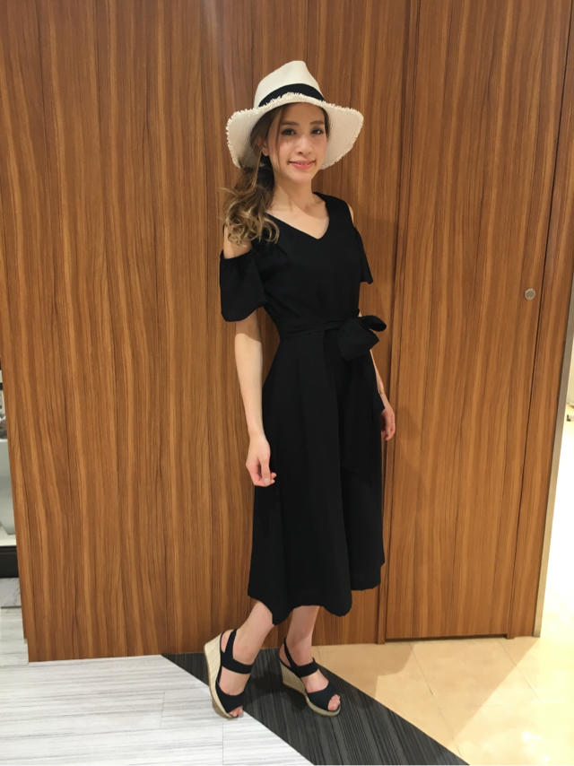 肩開きオールインワン♪