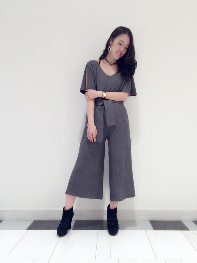 PRESS 紗栄子さん着用 ♡ 深スリット入りロンパース