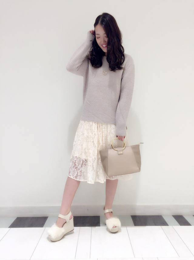 ￥5,000＋tax?!お得なニット×レーススカート♡