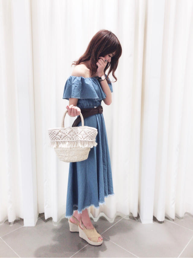 ViVi掲載♡デニムオフショルOP♡HONOKA