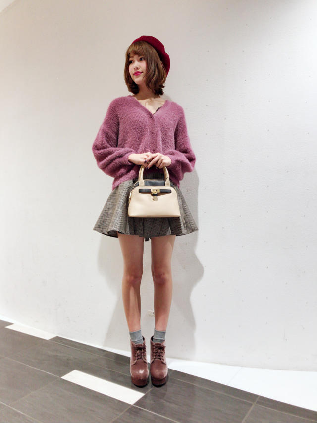 BIGカーデ×フリルキュロット♡HONOKA