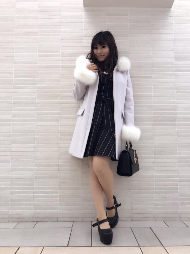今日は白石麻衣さんカタログ配布日♡！最後のご挨拶✎あやちゅん