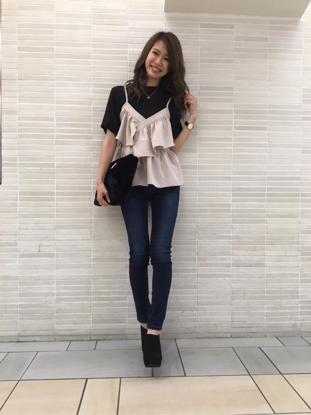 流行りのレイヤードスタイル♡フリルチュニック♡北海道旅行✏︎あやちゅん