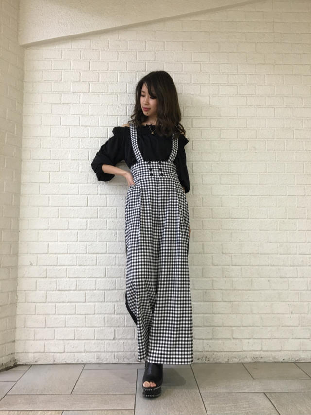 大人気オフショルトップス★Junko