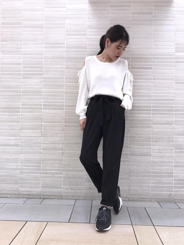 オープンショルダーの可愛いニット♡Risacoと仲良し写メ✏︎あやちゅん