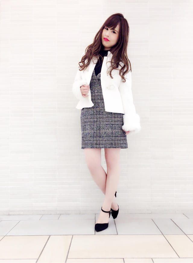 すでに大人気！今年もでました！ショートコート♡YUKIE