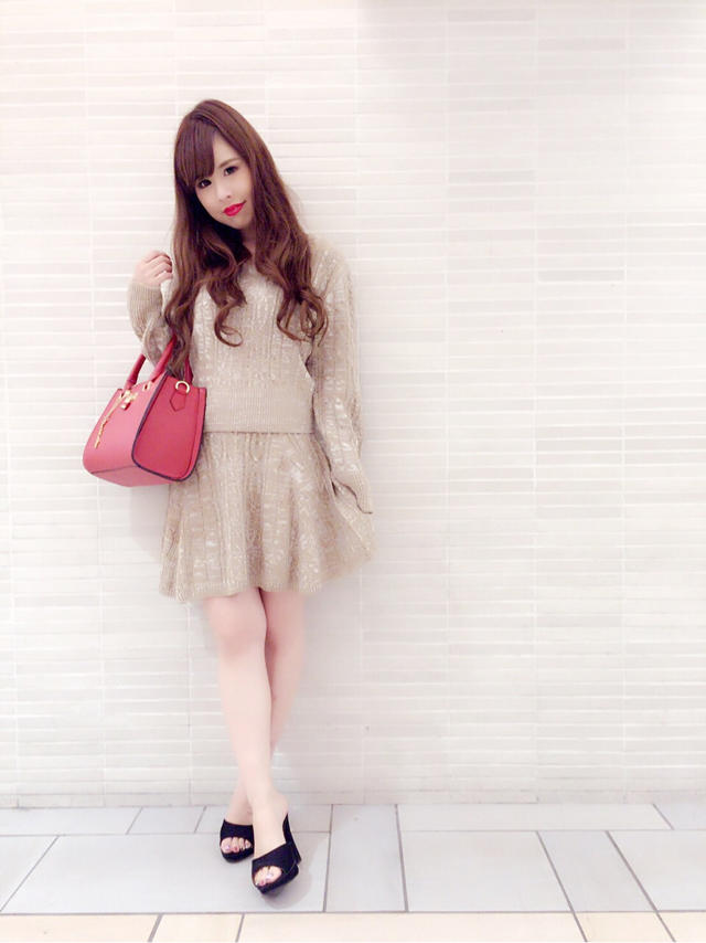 ニット2点で…！！Misaki